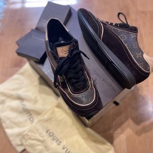 Louis Vuitton Sneakers